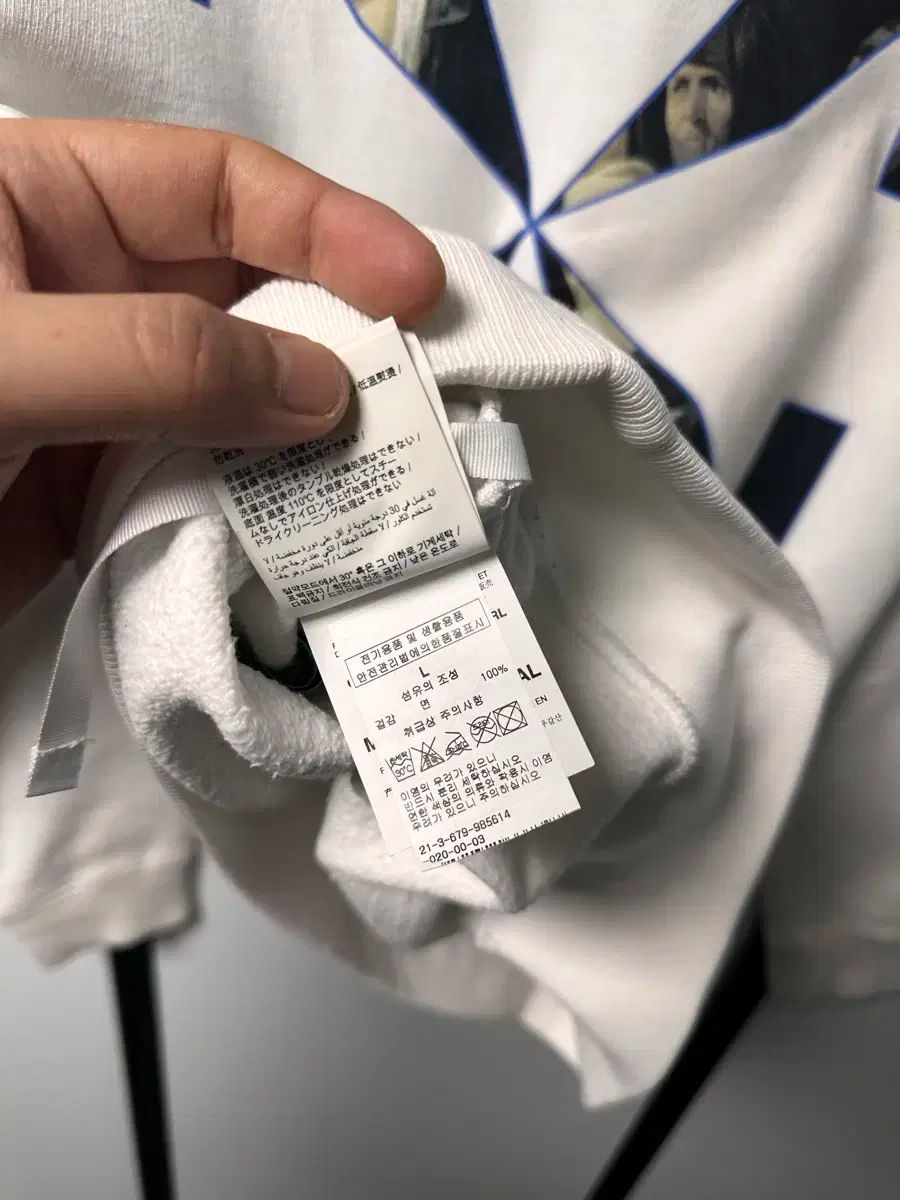 Off-White