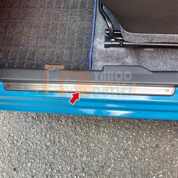 スズキ アルト HA37S | HA97S 2025年 スカッフプレート 外側 傷付き|汚れ防止 サイド ステップガード ガーニッシュ 内装 4P 5765