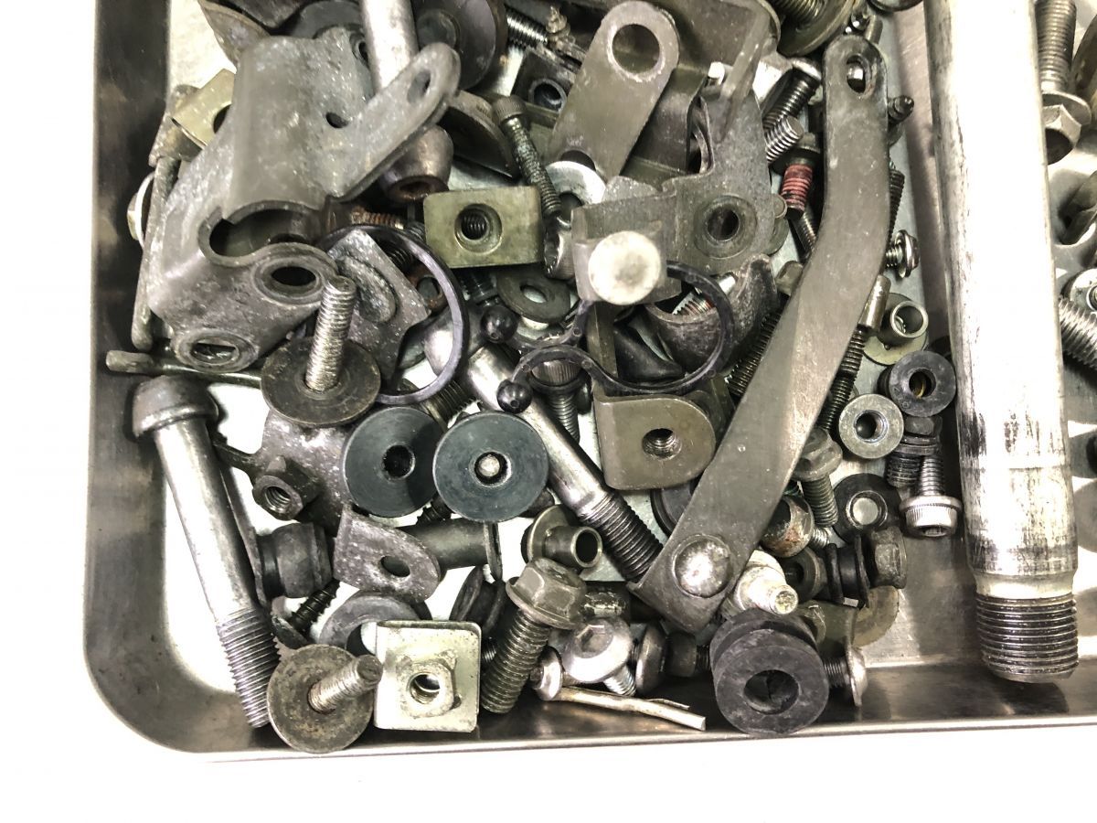 Ninja ZX-10R ZXT00C 03-04 C型 ボルト カラー ナット ネジ ステー