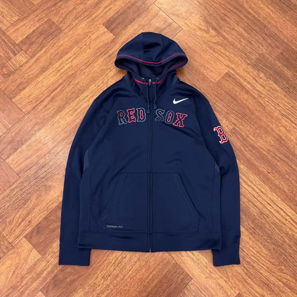 M 100 NIKE ナイキ ボストン レッドソックス サーマフィット トレーニング フード ジップアップ