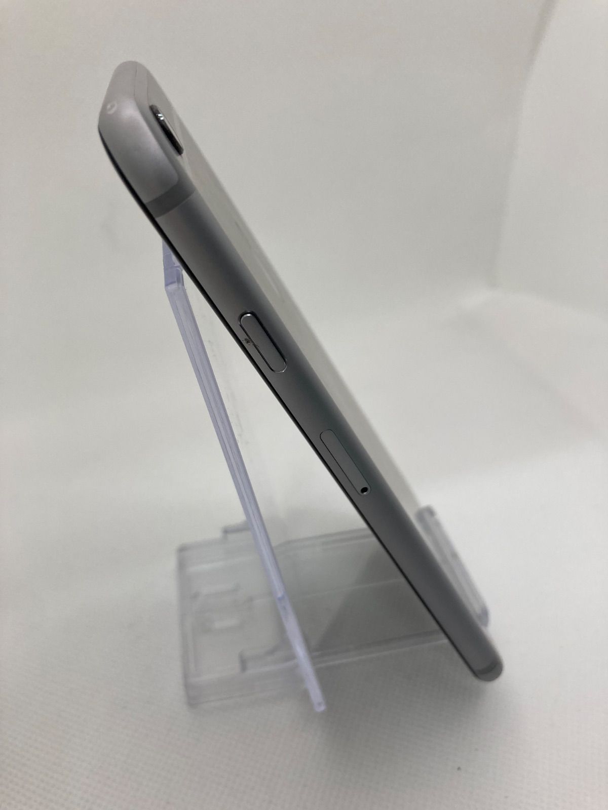iPhone6sグレー32GB SIMロック解除済み iPhone 6s スペースグレー 32gb