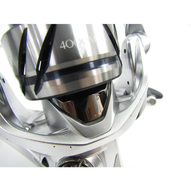 STRADIC 4000MHG スピニングリール　23 ストラディック シマノ(SHIMANO) 23 ストラディック 4000MHG ☆特別割引品