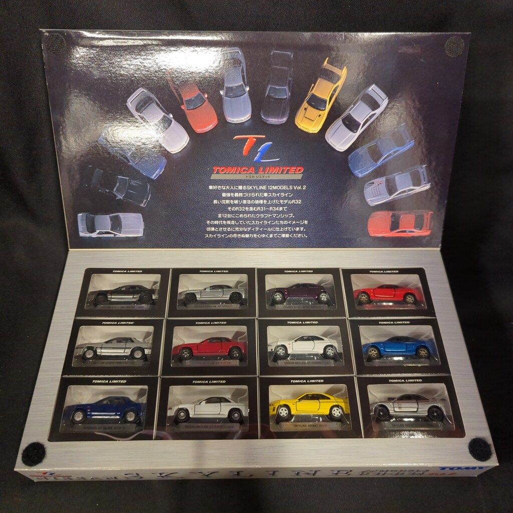 トミカNISSAN SKYLINE 12MODELS vol.2 R31-R34 TOMICA LIMITED - NISSAN SKYLINE GTR GIFT SET OF 12 R31 R32