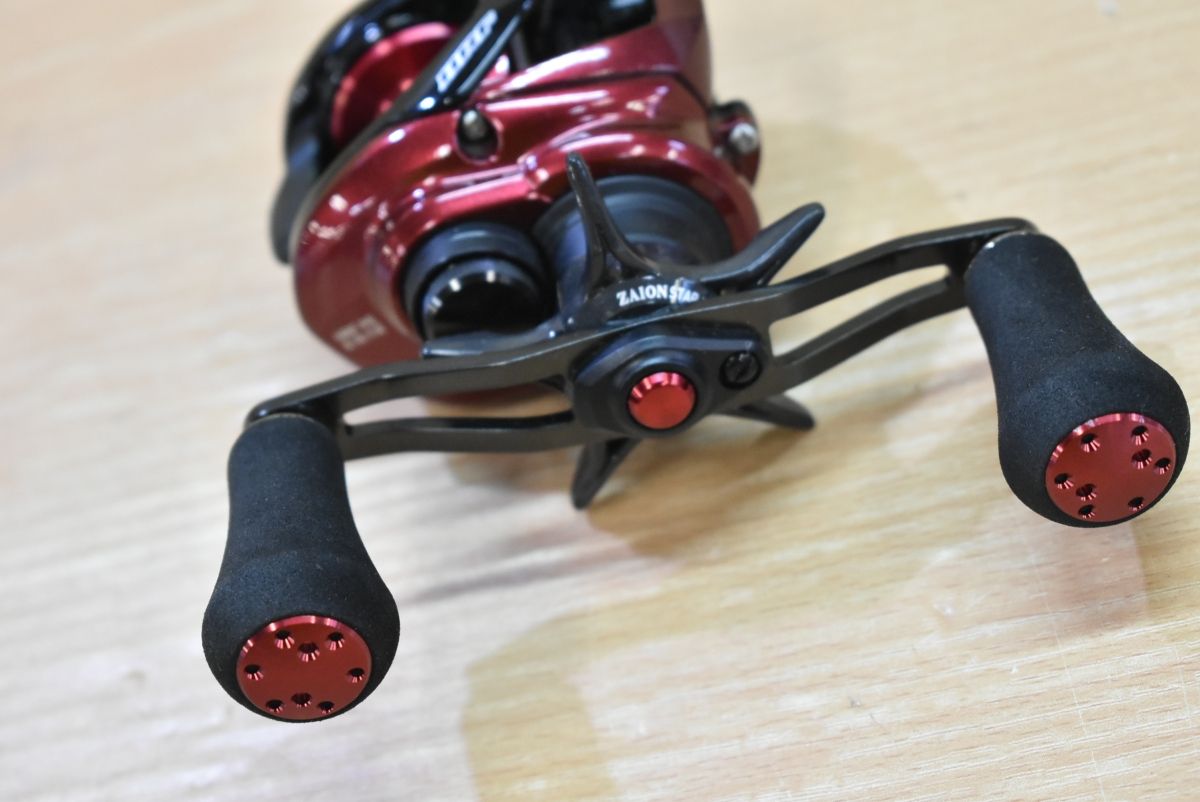  ダイワ 20 HRF PE 8 1 R 右 DAIWA ベイトリール ロックフィッシュ アコウ オオモンハタ アイナメ ソイ 根魚 ベイトリール(ルアー用) リール