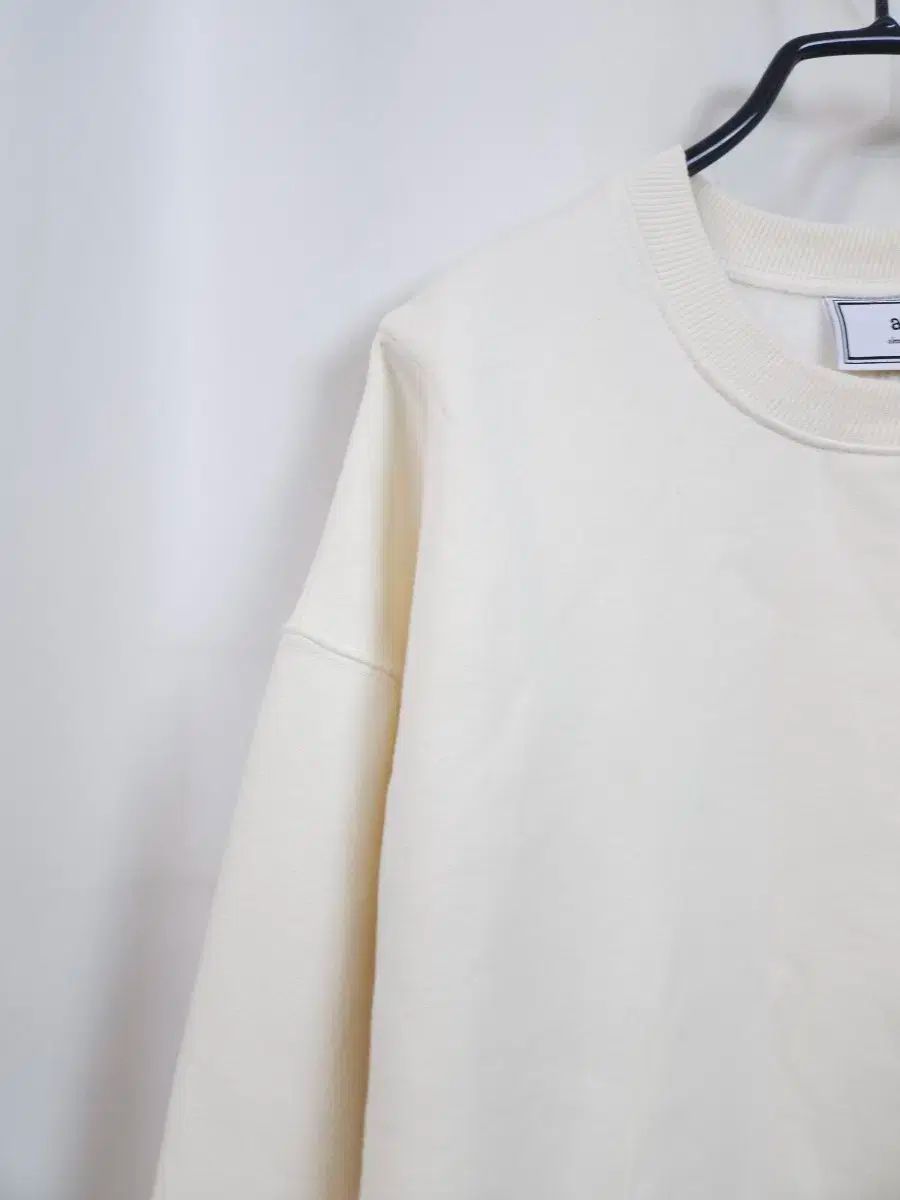 準備の整った アミ スモール ハート ロゴ 裏起毛パーカー アイボリー