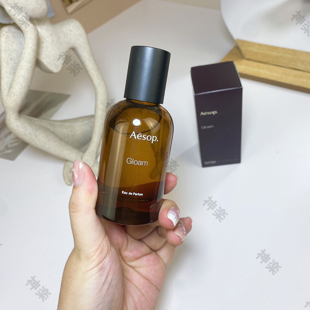 グローム 香水 aesop Gloam 暖か