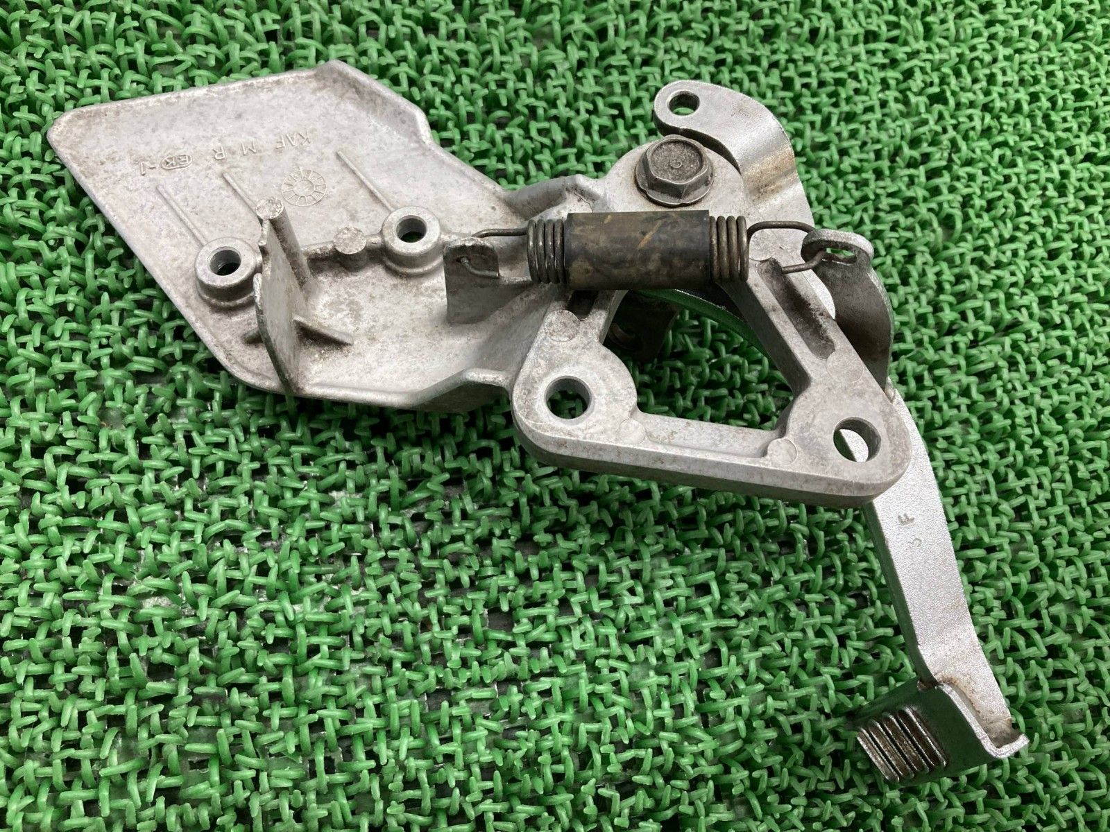 ブレーキペダル ペイント素材に