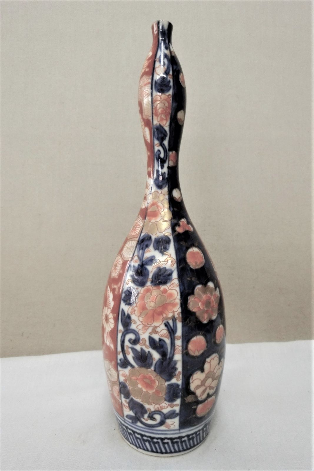 　鑑賞陶磁器　花紋】◆骨董古美術　インテリア　花器 【伊万里　細長瓢箪徳利　色絵 古伊万里（柿右衛門様式）色絵花文輪花鉢 古 | 江戸時代中期頃 菓子器 工芸品