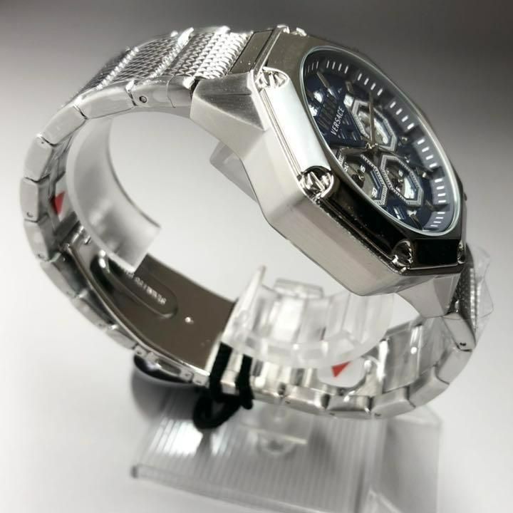 最新デザインの 【新品】ヴェルサス/ヴェルサーチ メンズ腕時計 クォーツ シルバー 定価4万円