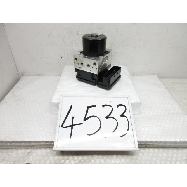 2012年 ボルボ V60 DBA-FB4164T ABSアクチュエーター P31329137 186849 4533