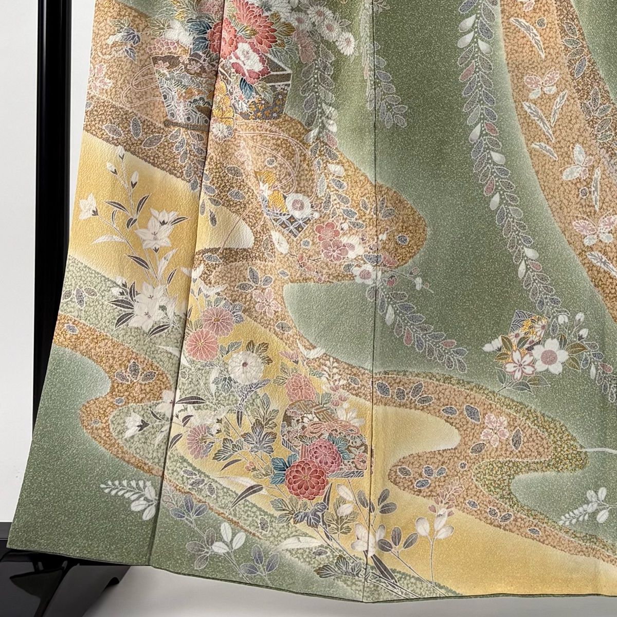 訪問着 身丈159cm 裄丈66cm M 袷 文箱 草花 金彩 ぼかし 抹茶色 正絹 名品