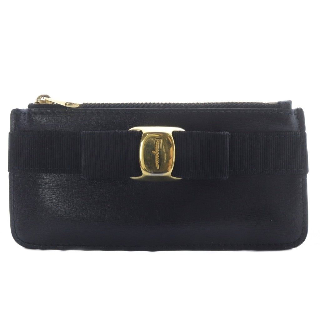 サルヴァトーレフェラガモ Salvatore Ferragamo コインケース ヴァラ