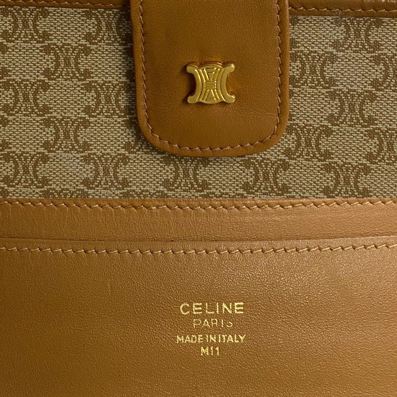 極 美品 CELINE セリーヌ ヴィンテージ マカダム ブラゾン トリオンフ 柄 レザー がま口 二つ折り 長財布 ウォレット ベージュ 12291  - メルカリ