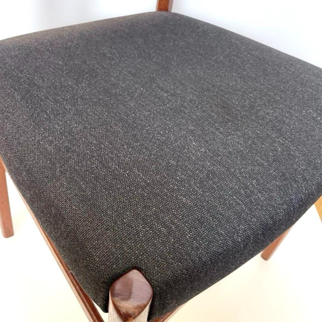 カリモク 食堂椅子ダイニングチェア ウォールナット無垢 座面布張り