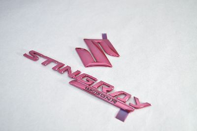 ＭＨ４４　スティングレー　レッドメッキエンブレム３点ＳＥＴ　　INVENTER/grow/メッキ/ブラッククローム/ゴールド/車エンブレム/車パーツ/ スズキ ワゴンＲスティングレー(MH23S) リア