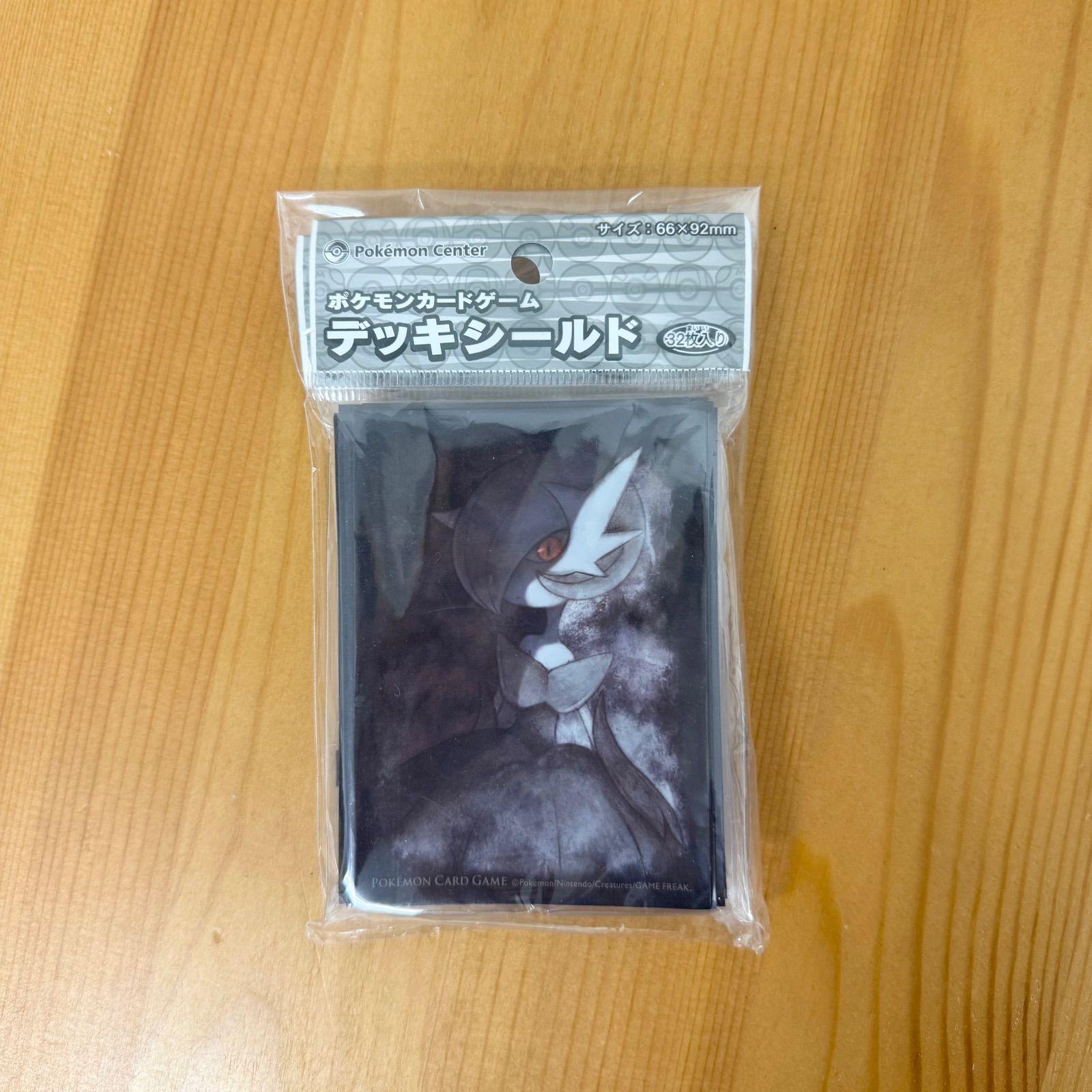 ポケモン　スリープ　未開封　色違いのメガサーナイト デッキシールド Amazon.co.jp: ポケモンカードゲーム デッキシールド 色違いの