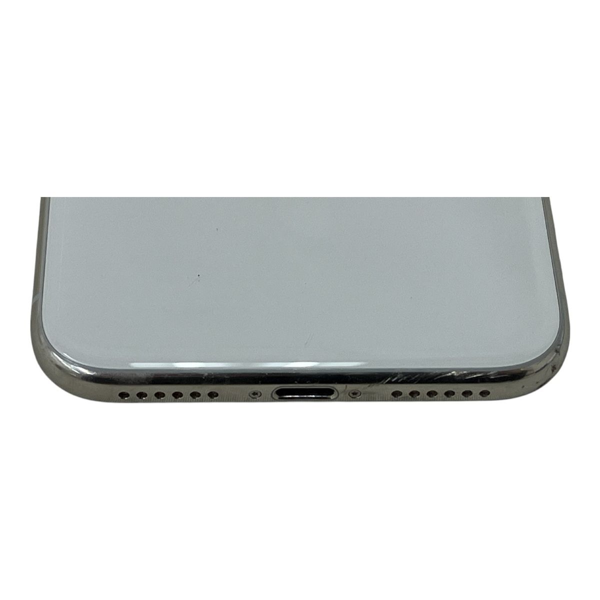 Apple D-MTE02J--288197 【Cランク中古品】 SIMロック解除済