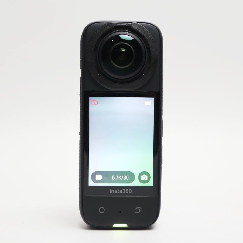 Insta 360 X 3 本体 バッテリー ケーブル 説明書類 ステッカー クリーニングクロス 付属 T 10 008