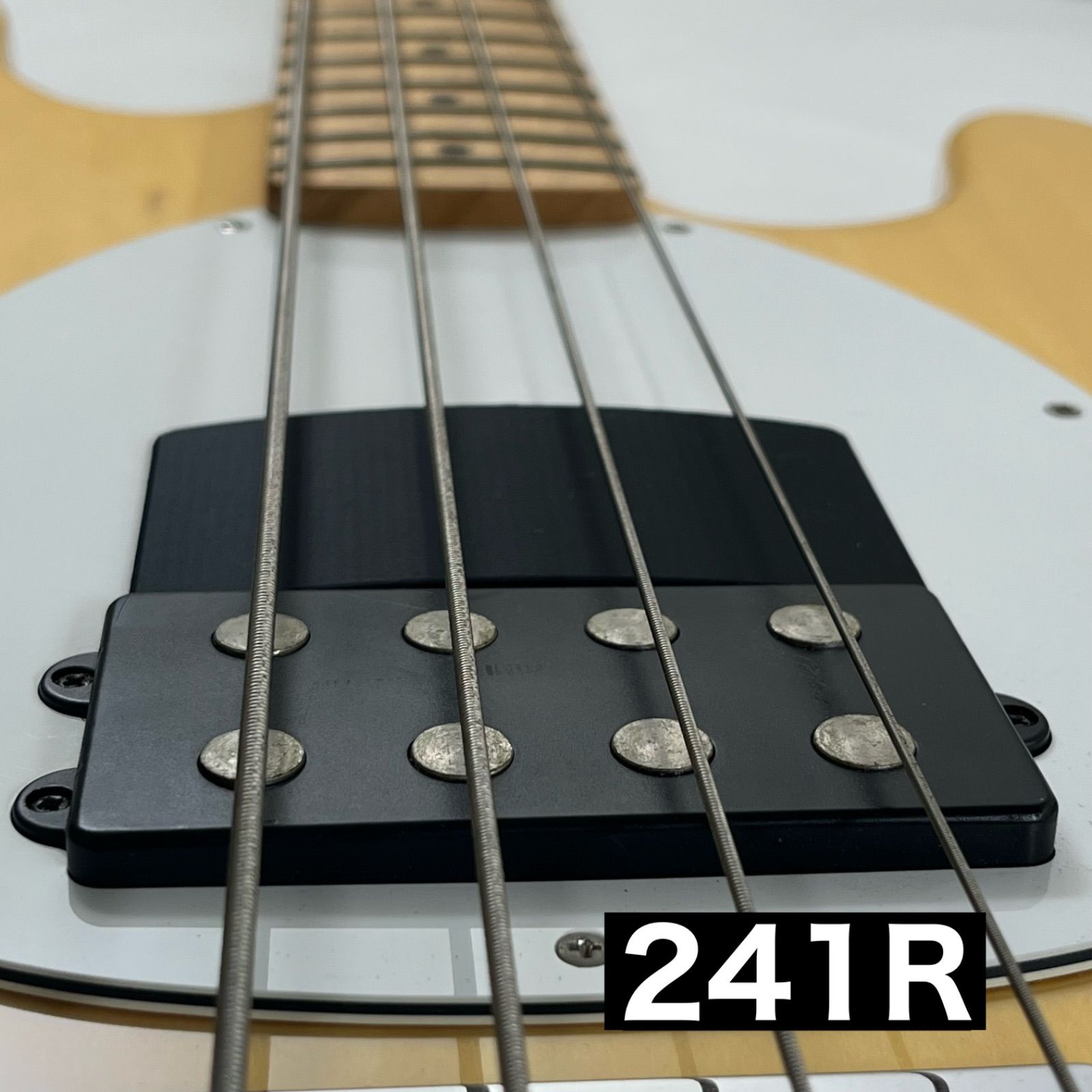 高さ調整可能なフィンガーランプ - MUSICMAN StingRayタイプ用