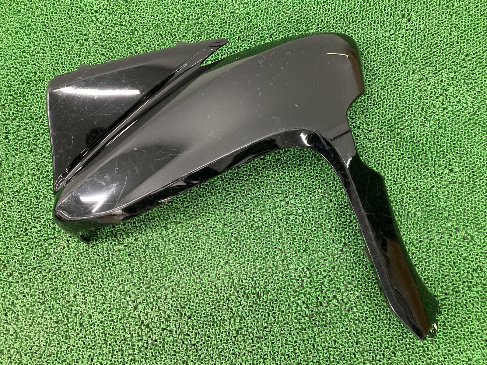 フォルツァ アッパーカウル 右 黒 KVZ ホンダ 純正 中古 バイク 部品 MF10 フロントカウル 修復素材に 品薄 希少品 車検 Genuine