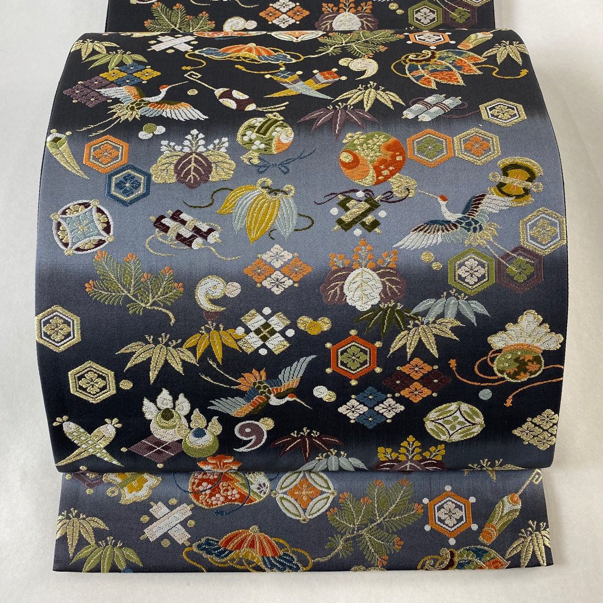 タイムセール 探し方 金糸 唐織 鶴 宝尽くし 逸品 美品 袋帯 墨色 【中古 正絹 全通 着物・浴衣