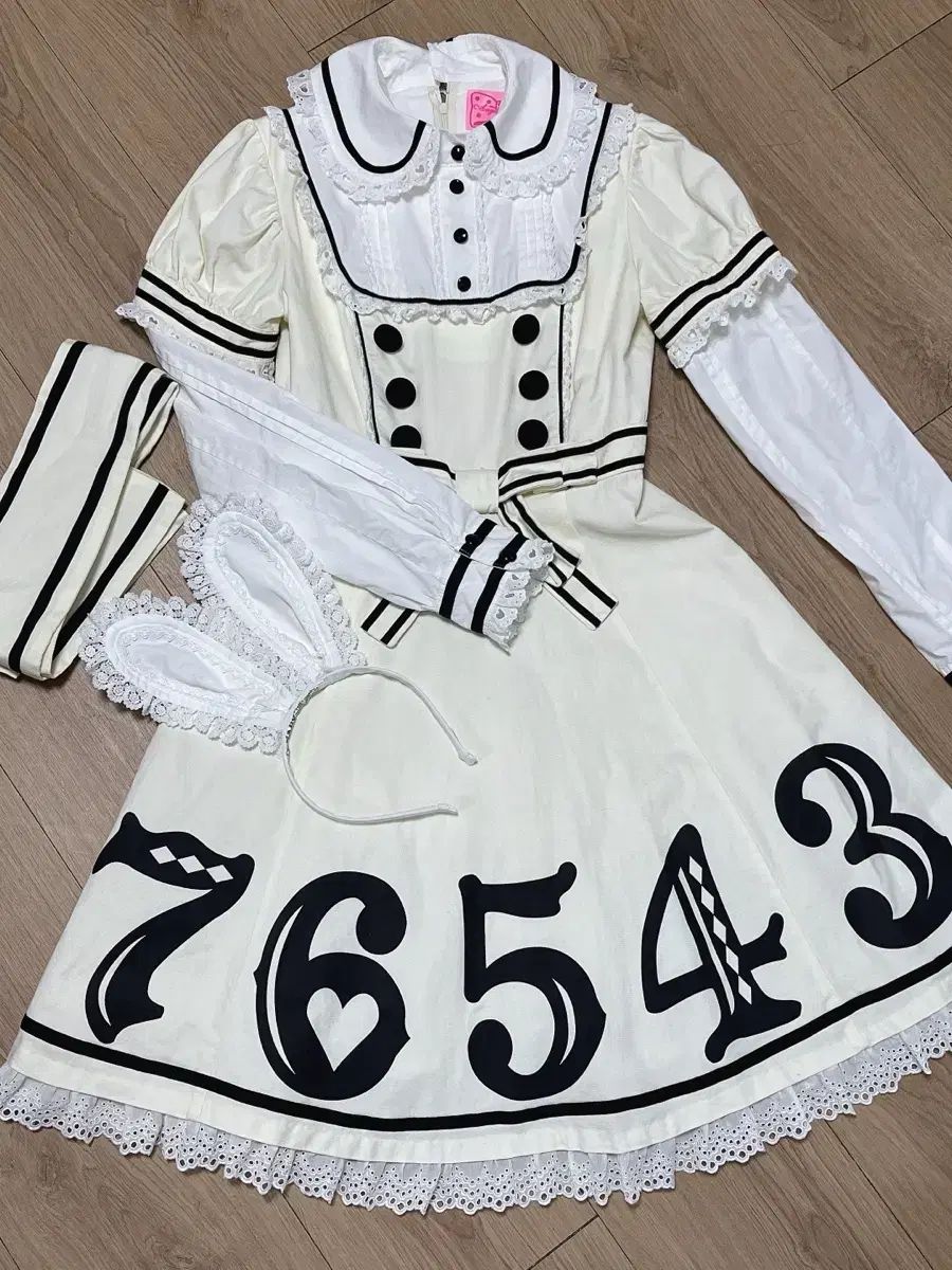 man　阿部亮平　ネームタグキーホルダー　ブレスレット　キーリング man 阿部亮平 ネームタグキーホルダー ブレスレット キーリング