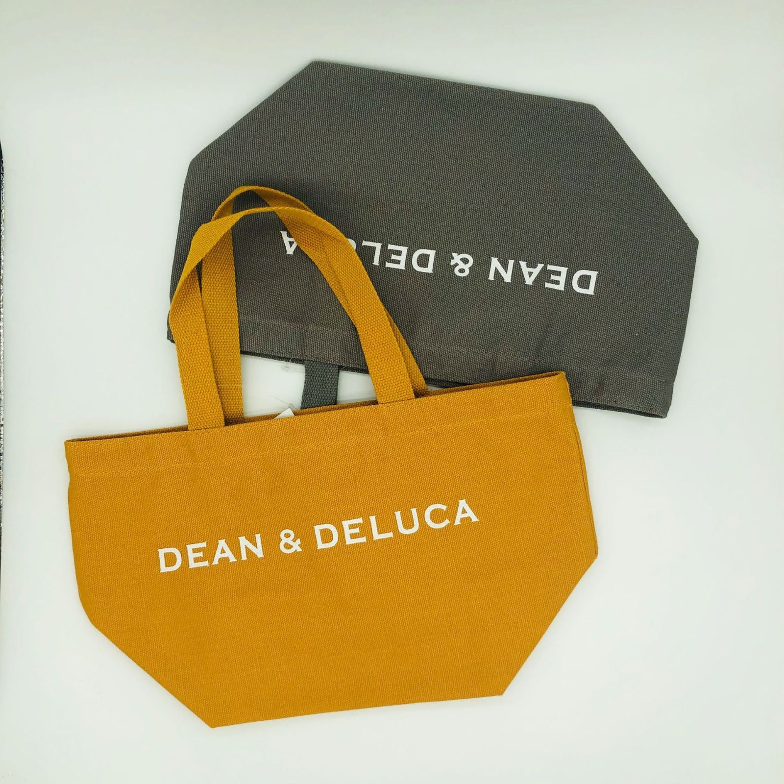 DEAN & DELUCA のメッシュトートバッグ　 Sサイズ ミントブルー
