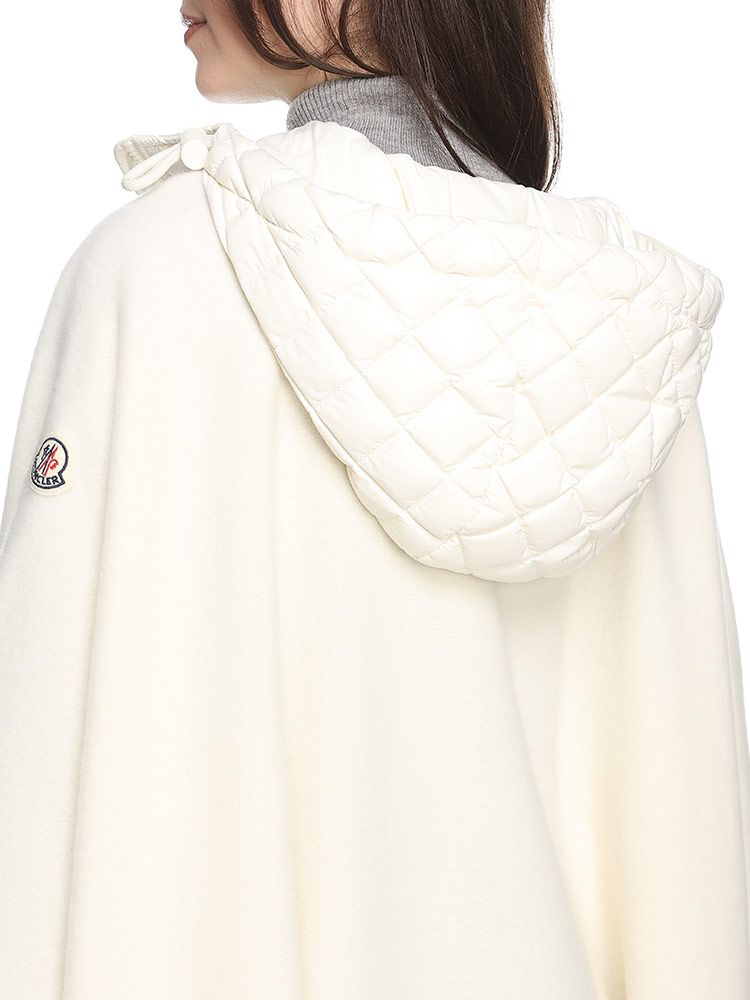 モンクレール　キルティング MONCLER (モンクレール) キルティング 切り替え ウール ケープ