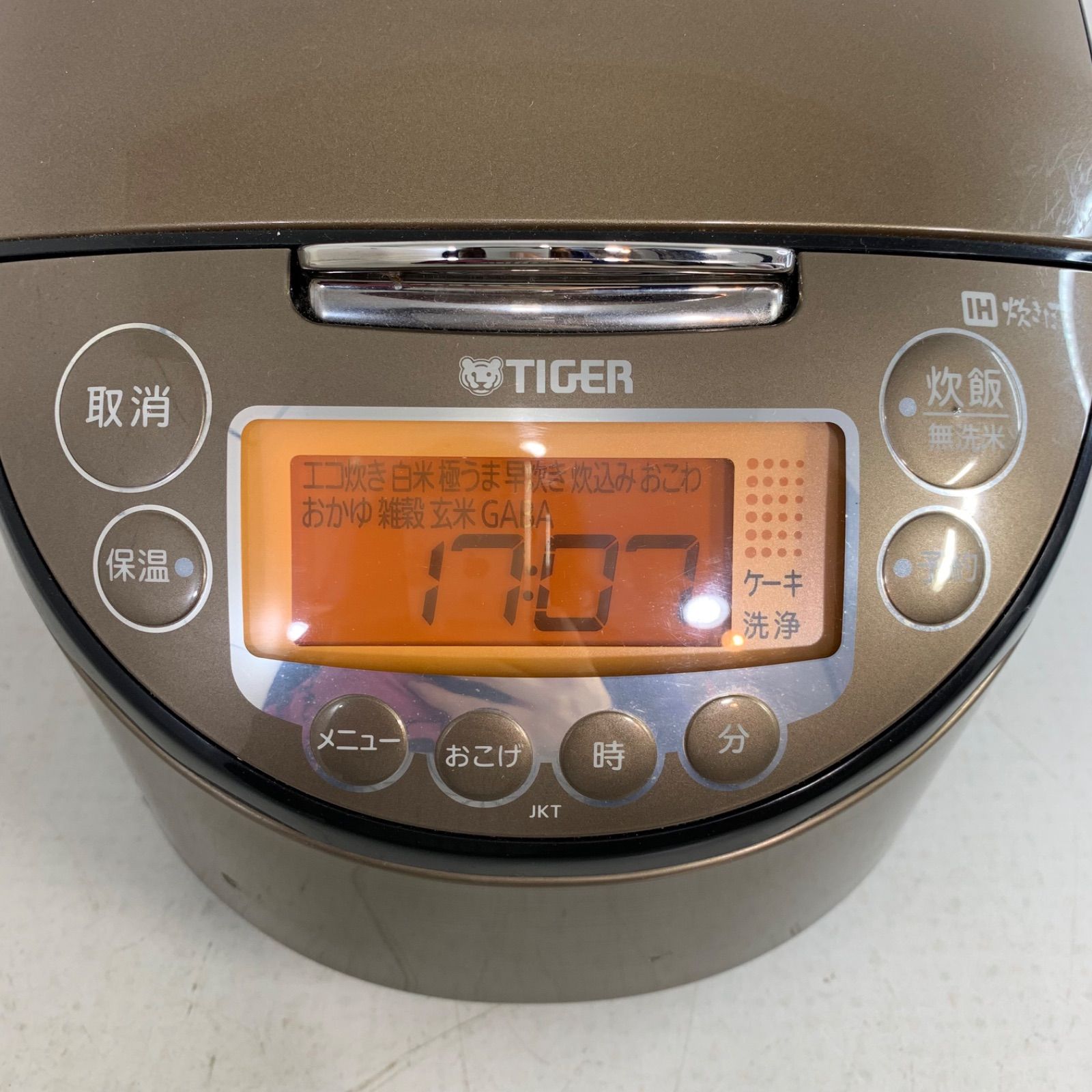 タイガー 型番JKTB103炊飯器 2020年製