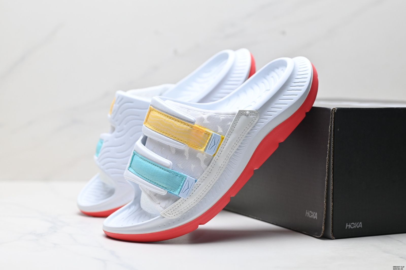 HOKA ONEONE ホカオネオネ ORA LUXE スリッポン サンダル ファッショナブルなスリッパ ファッション 大気 耐摩耗性です 気楽さ スリッポン ホワイト べにいろ 送料無料