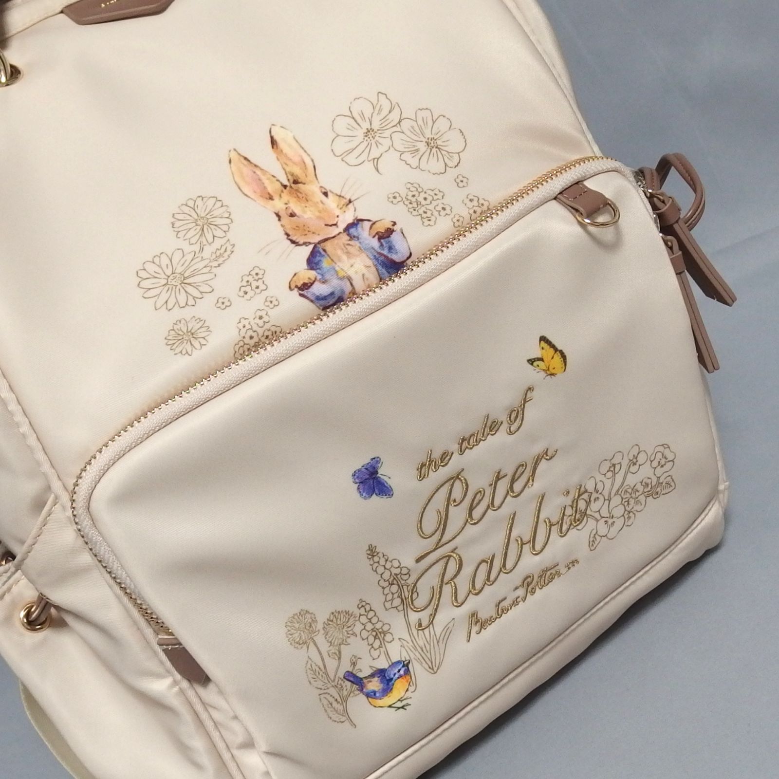 極美品　サマンサタバサ ピーターラビット コラボ リュック ナイロン　刺繍 極美品 サマンサタバサ ピーターラビット コラボ リュック
