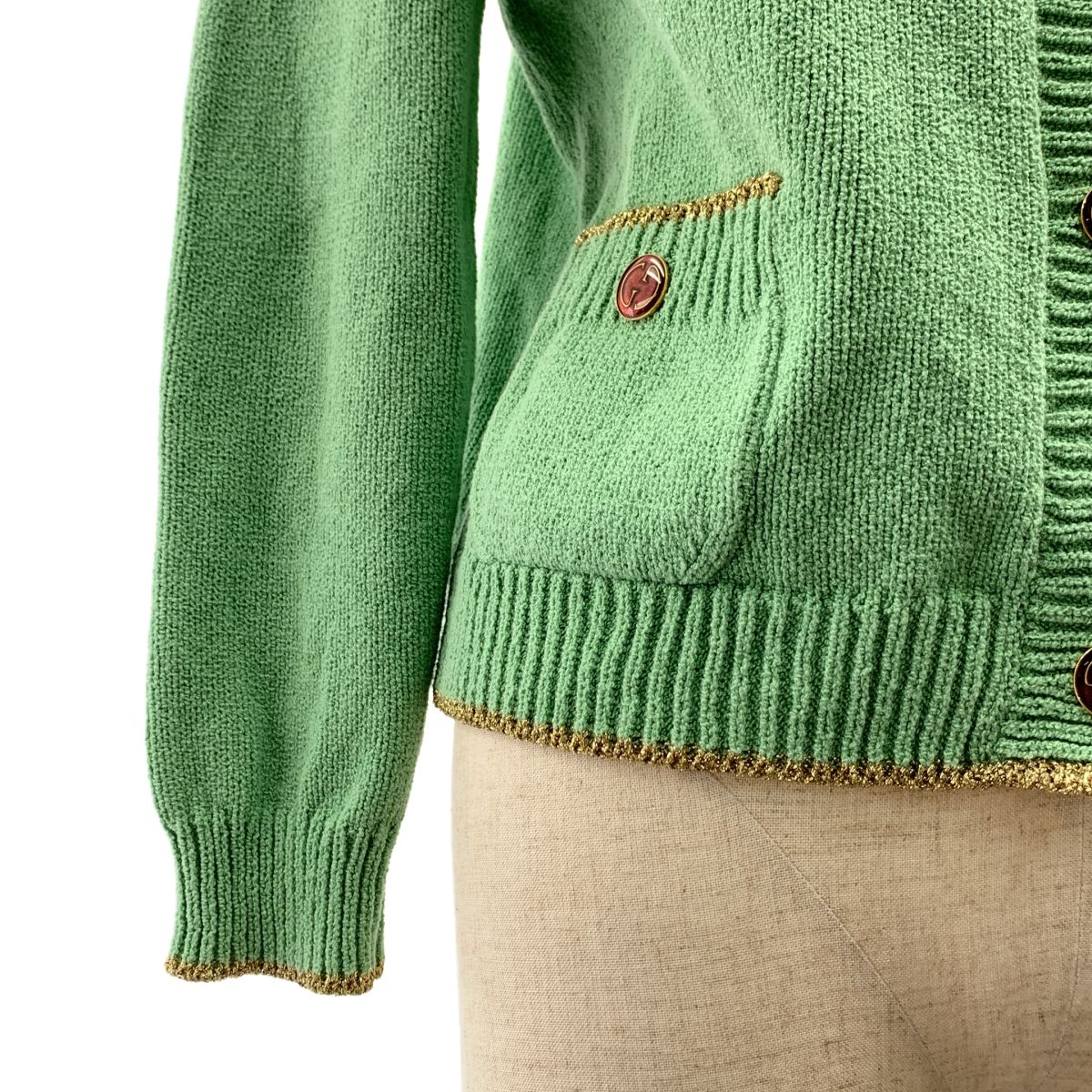 インターロッキングロゴボタン