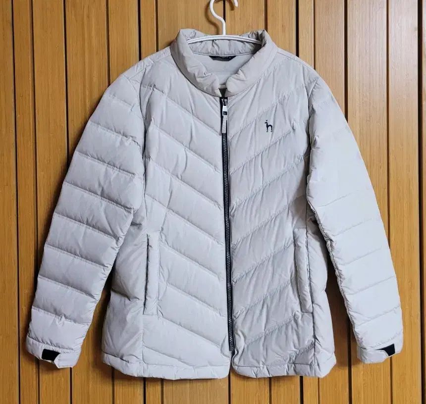 ヘジス ゴルフ レディース ダウン 軽量ダウン 95