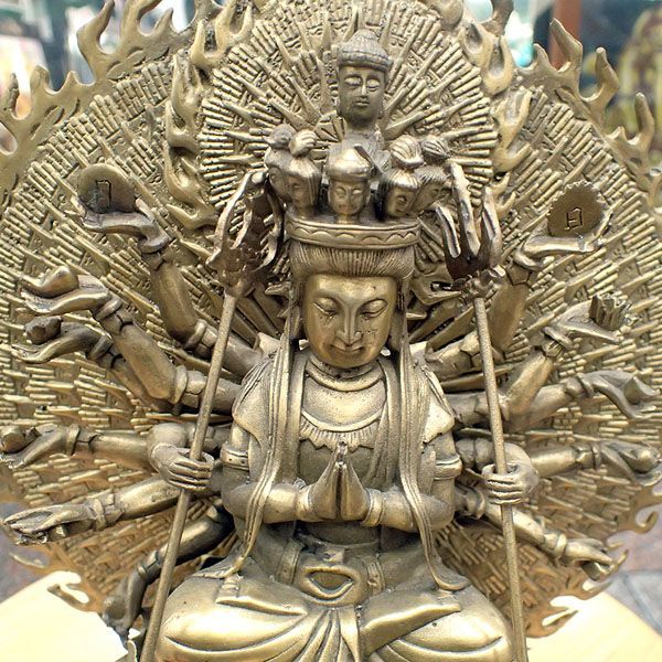 【仏像】千手観音菩薩 (3,276g) 千手観音菩薩像 青銅色 | 高岡銅器『MJD CO.,LTD.』記念品・贈答