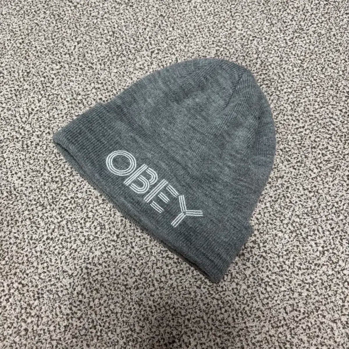 OBEY（オベイ) グレー ショート ビーニー A +