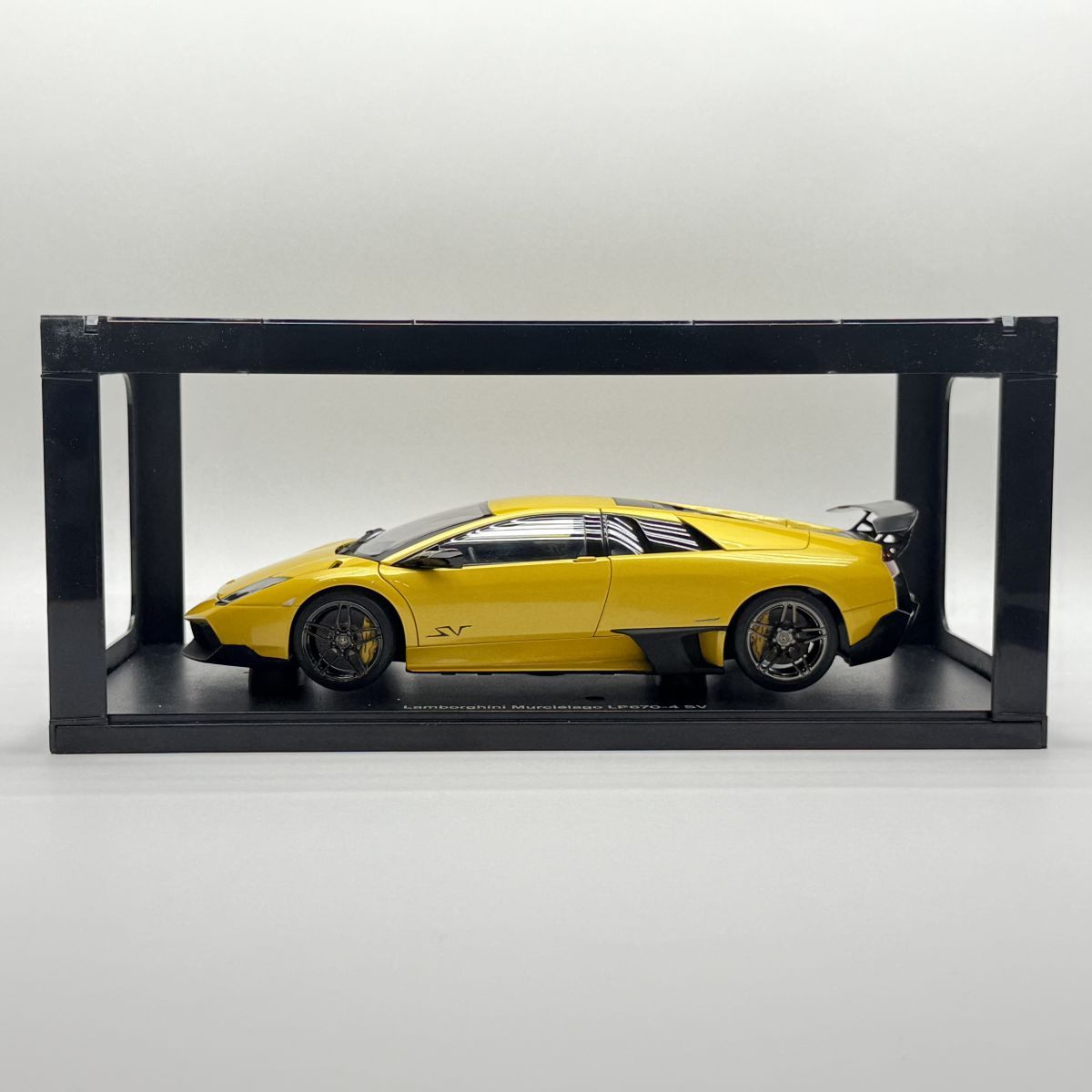AUTOart オートアート ランボルギーニムルシエラゴ LP670-4 SV