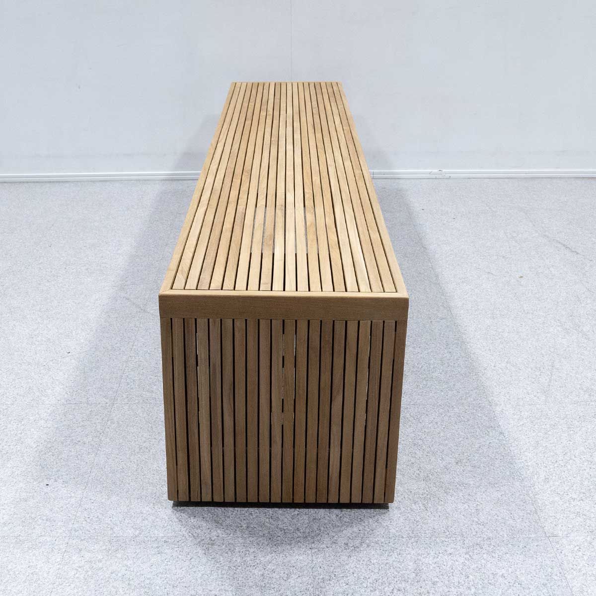 新品未開封品】ASPLUND アスプルンド LINER BENCH TABLE ライナー ベンチ テーブル Lサイズ チーク材 RESORTIR  リゾルティール 定価18万【2】 - メルカリ