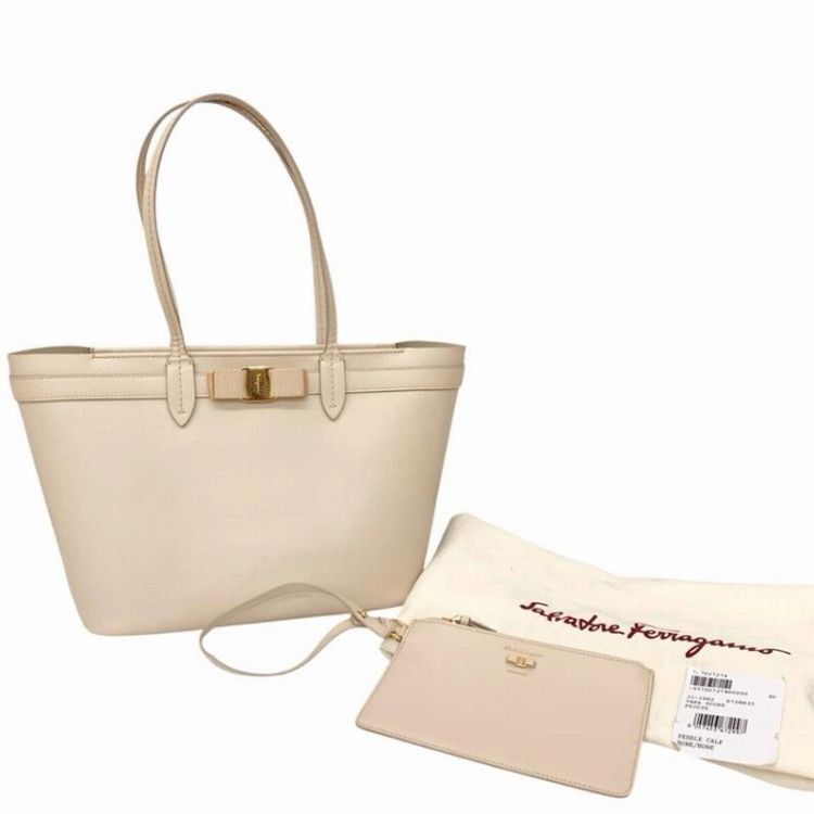 Salvatore Ferragamo ヴァラ ベージュ Salvatore Ferragamo フェラガモ ヴァラリボン バッグ ベージュ