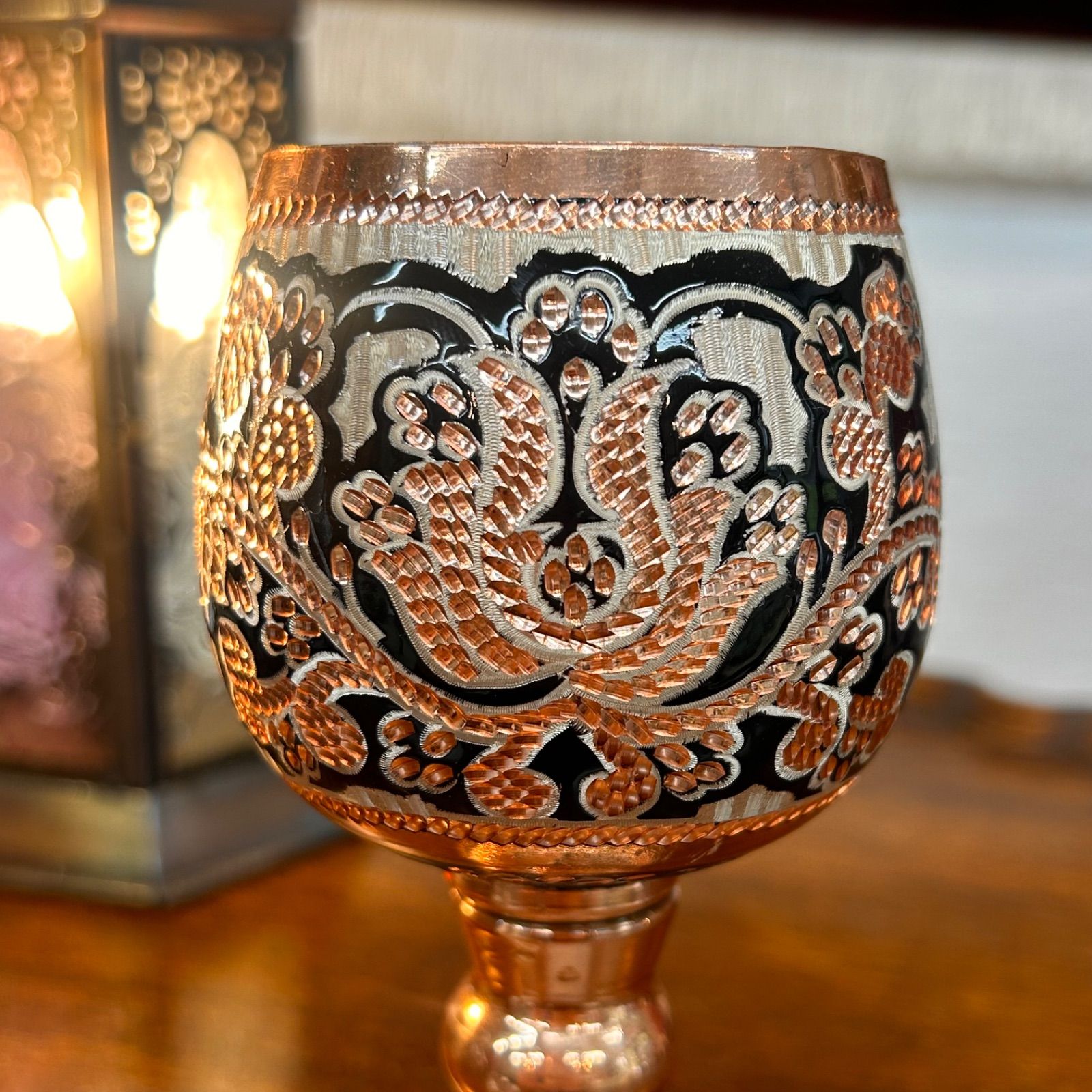 ゴブレット ペルシャ 銅 手彫り細工 エングレービング 花瓶 花器 ゴブレット 約7.3×14.2cm インテリア小物 チェリーベアインテリア