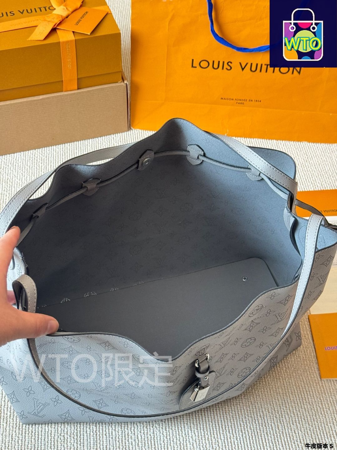 今日特価】Louis Vuitton ルイヴィトン 空き彫り ショッピング