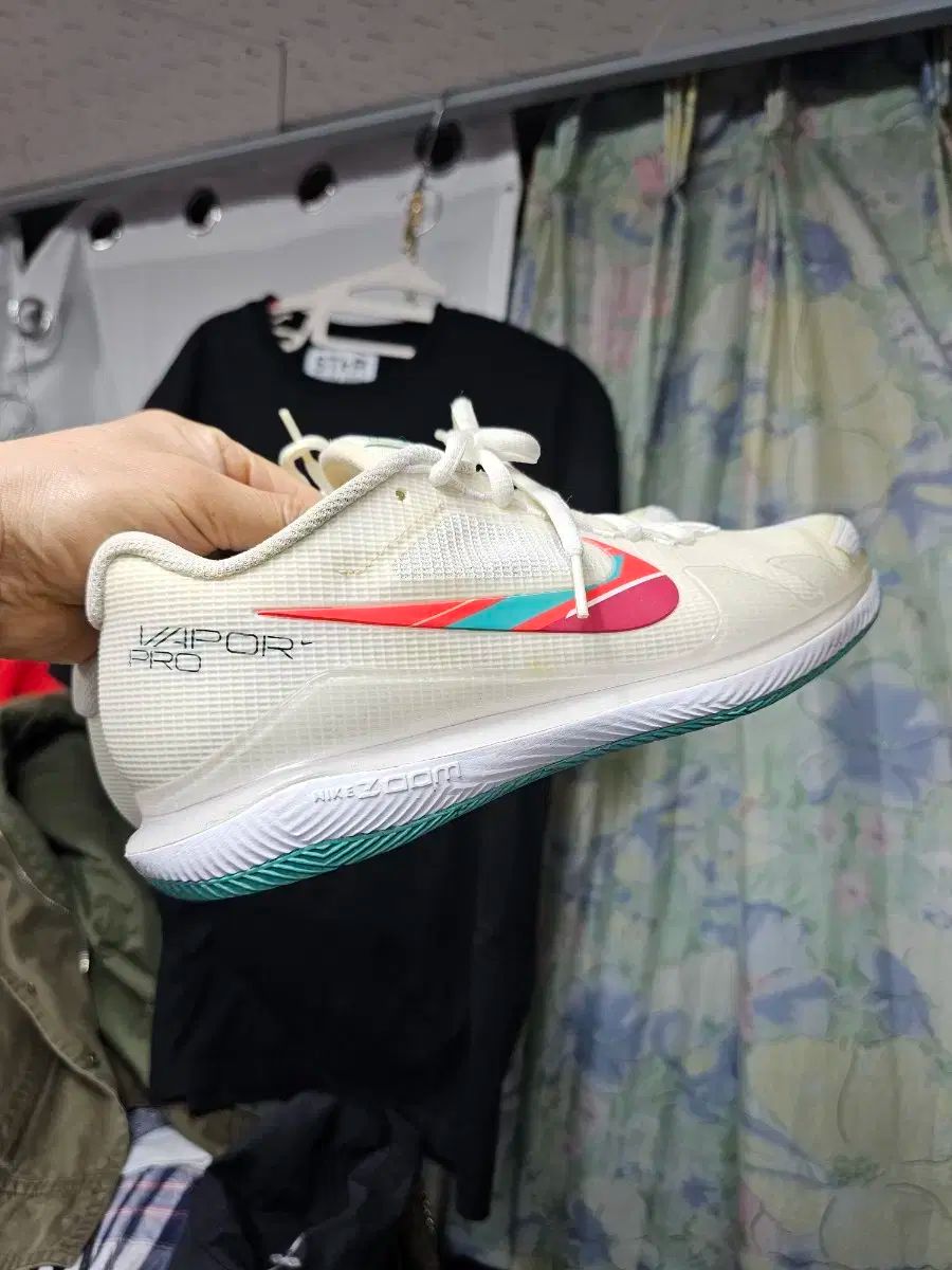 NIKE ナイキ ヴェイパー プロ テニスシューズ 245