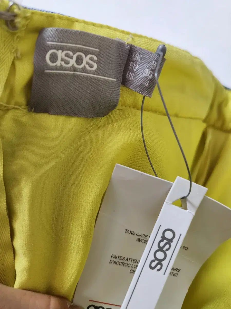 asos チュールスカート