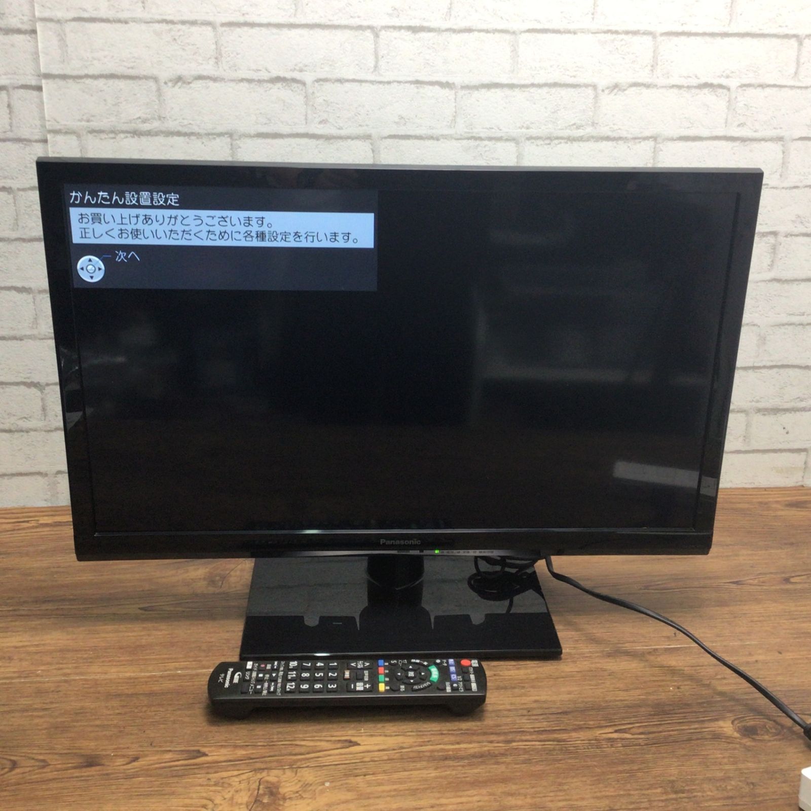 9251 Panasonic パナソニック 液晶テレビ 24インチ TH-24C320 2015年製 リモコン付 B-CASカード付属