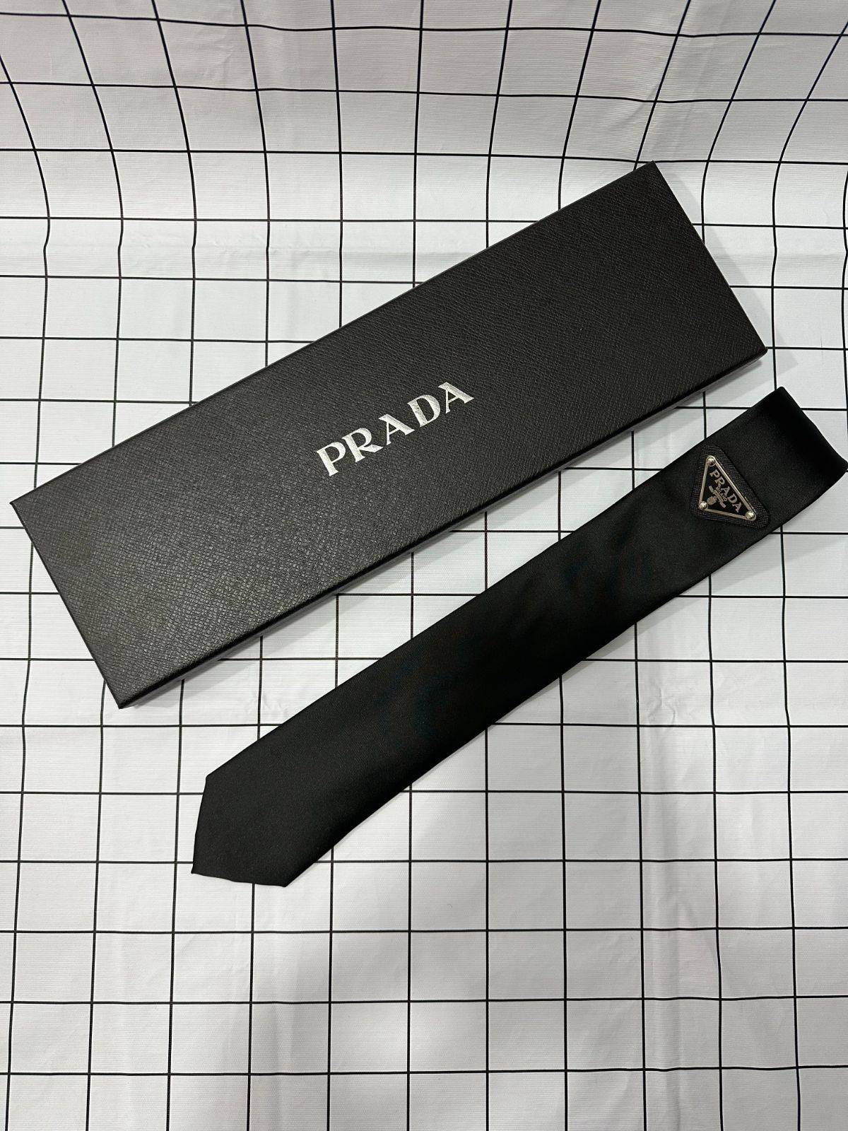 高級◆ prada  プラダ  ネクタイ  ブラック