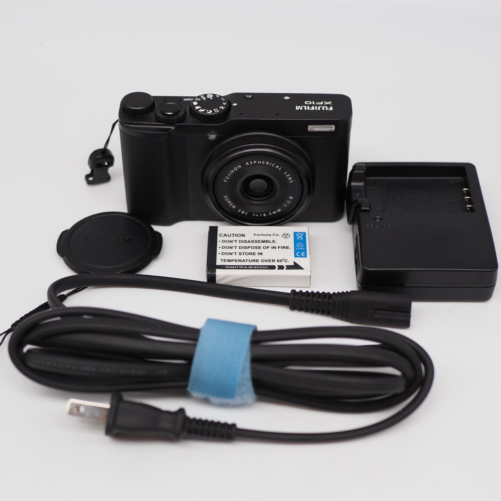 美品】FUJIFILM XF10 ブラック（別ケース付き） 見易く