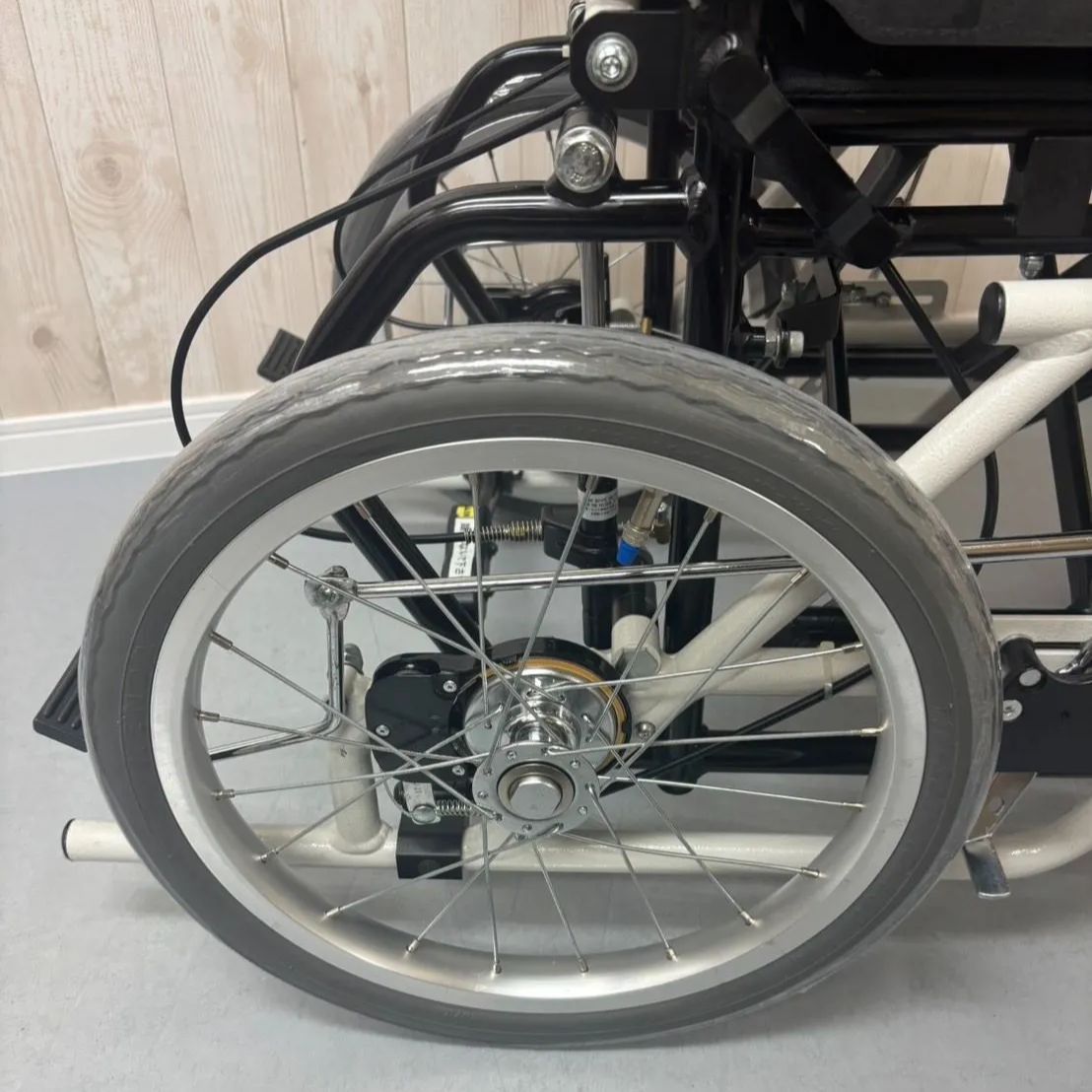 ガービー（Garvee）車椅子 介助型 介助用車いす 自立できる 軽量