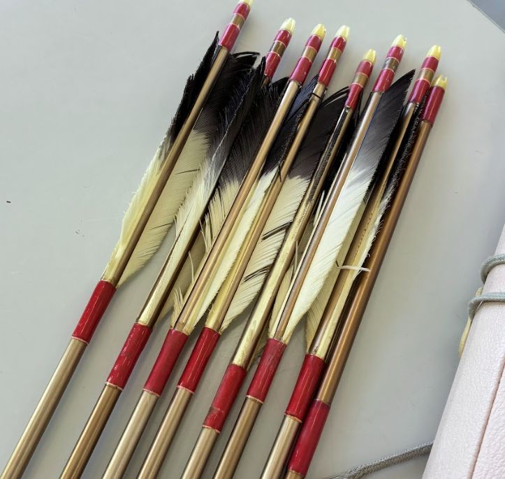 竹製矢筒と矢4本セット　弓道　竹矢 竹製矢筒と矢4本セット弓道竹矢