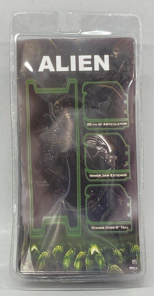 FIGURE ALIEN