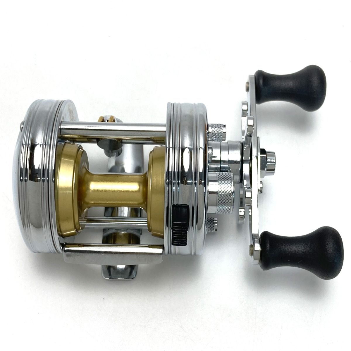 Abu Garcia 3500CA limted 木箱付き