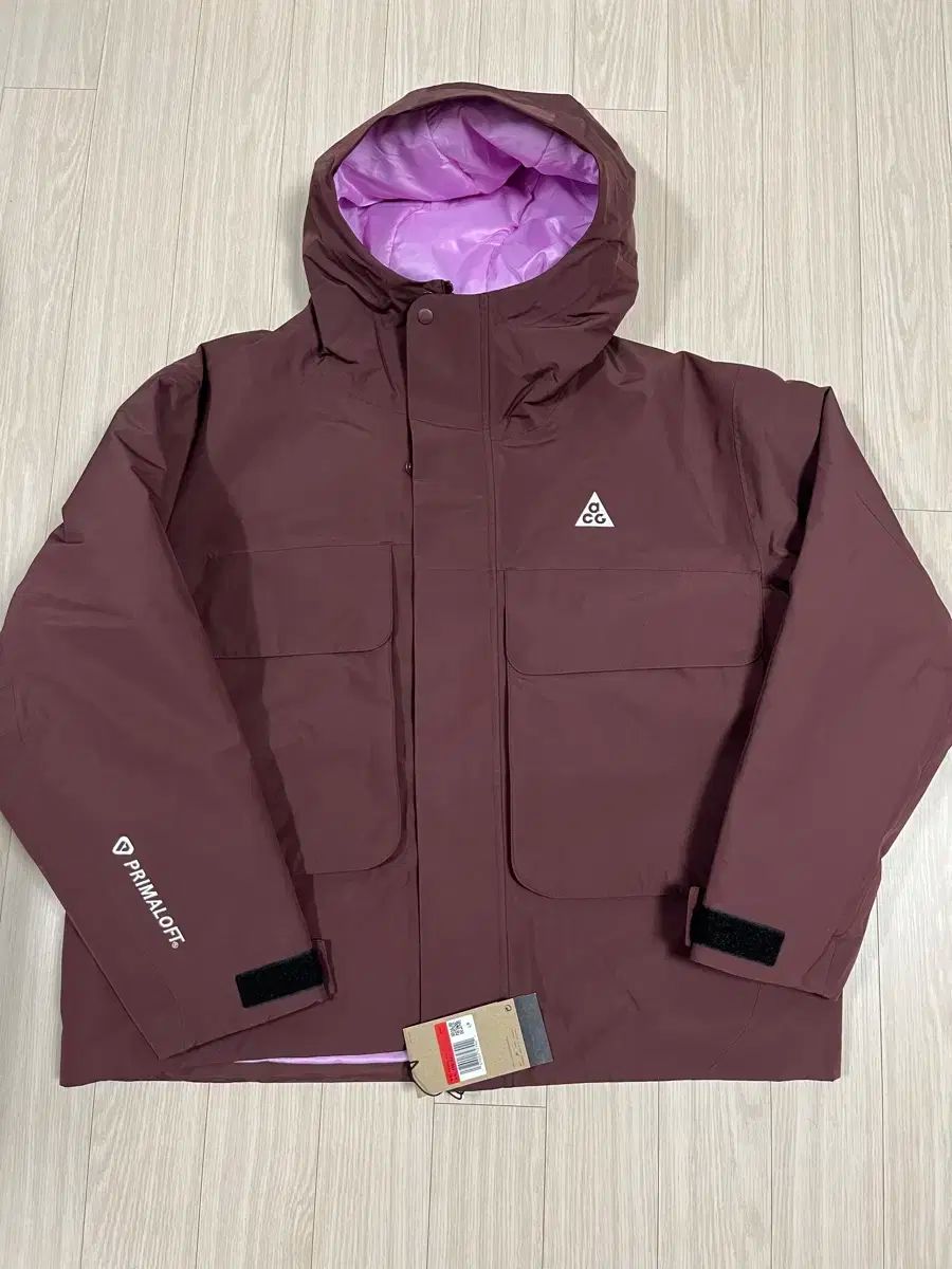 Nike(ナイキ） acg プライマリー・テレビ スカル ピーク ストームフィット ジャケット バーガンディー L サイズ